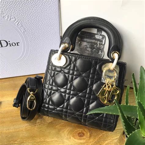 bolsos de christian dior imitacion|Copias de los bolsos de Dior baratas y muy chic.